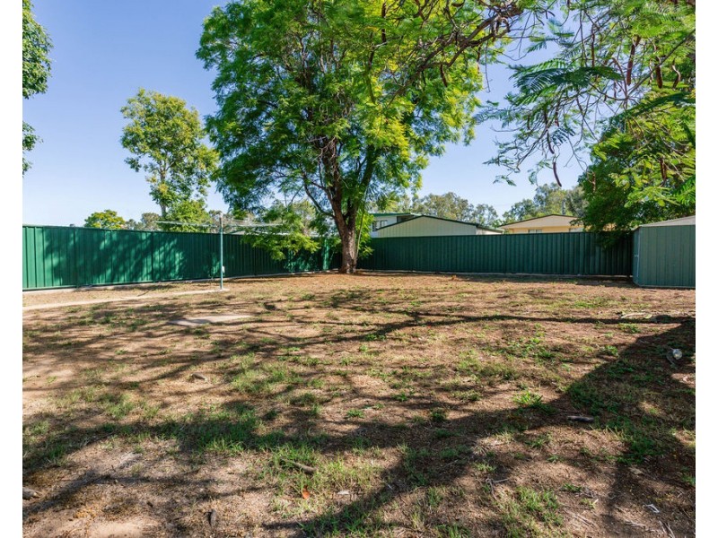 13 Diamond Avenue, Emerald QLD 4720