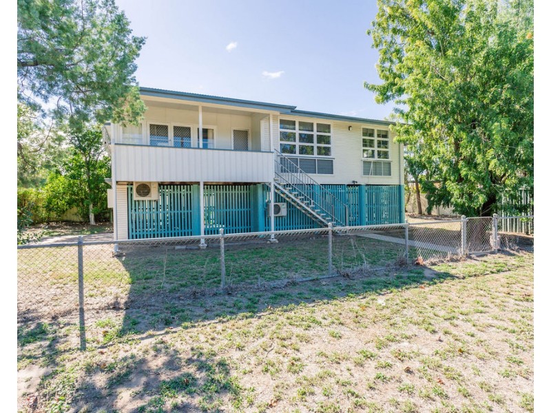 114 Hospital Road, Emerald QLD 4720