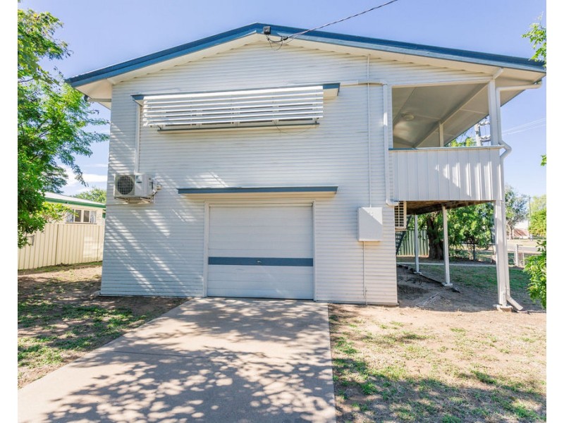 114 Hospital Road, Emerald QLD 4720