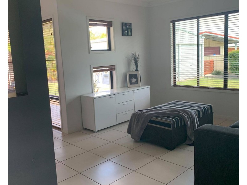 17 Brokenwood Street, Emerald QLD 4720