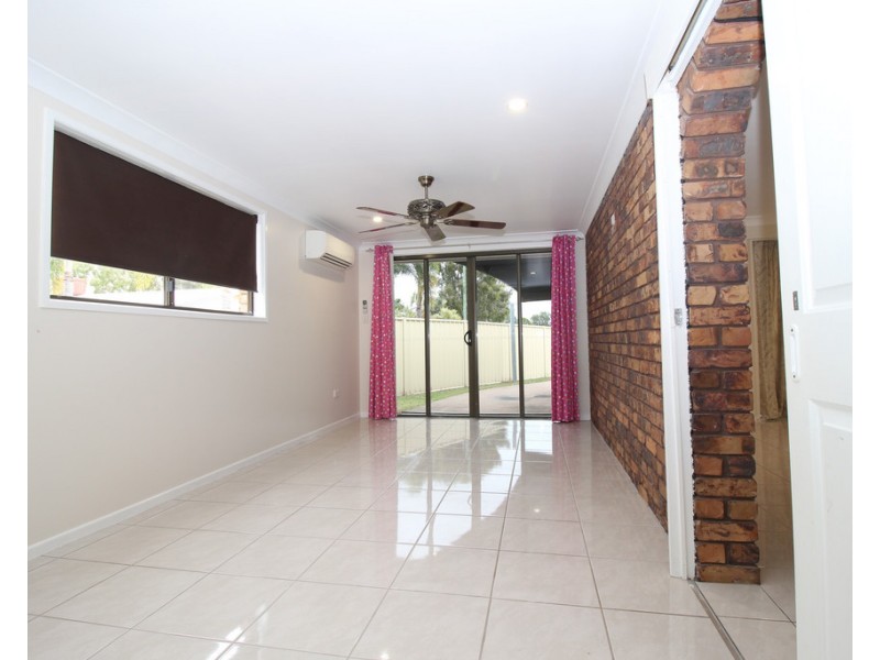 20 Colleen Avenue, Emerald QLD 4720