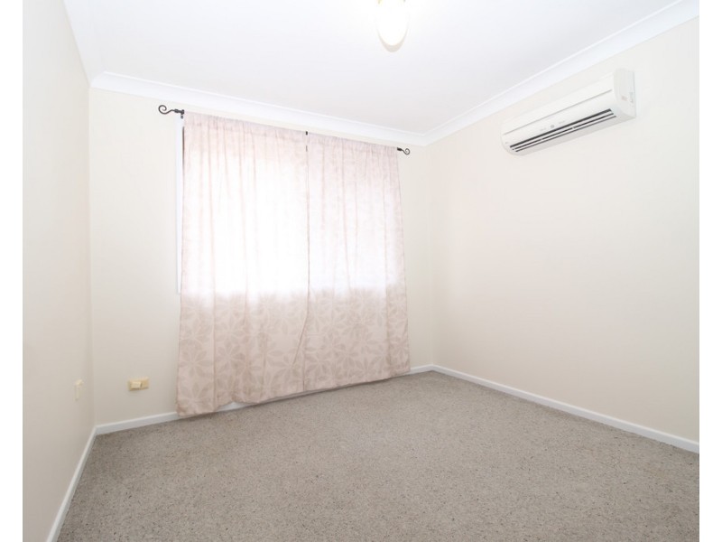 20 Colleen Avenue, Emerald QLD 4720