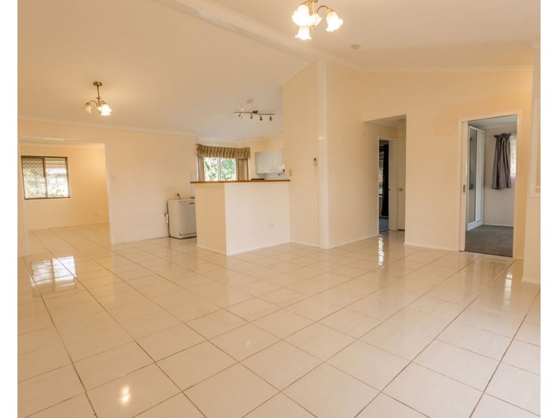 68 Loch Street, Emerald QLD 4720