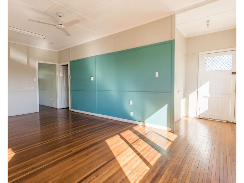 94 Harris Street, Emerald QLD 4720