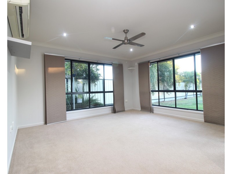 21 Glovar Street, Emerald QLD 4720