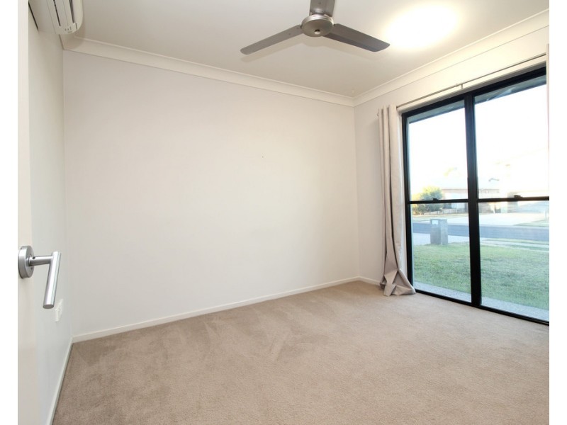 21 Glovar Street, Emerald QLD 4720