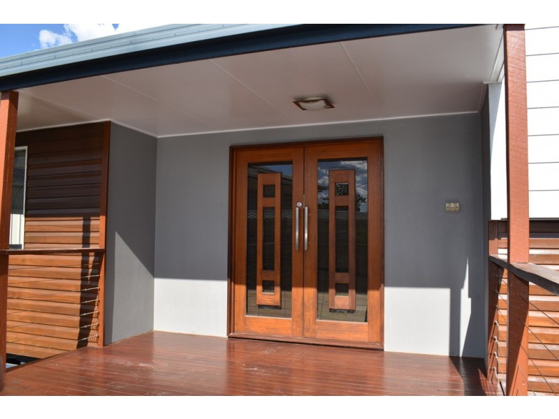 88 Moody Street, Emerald QLD 4720
