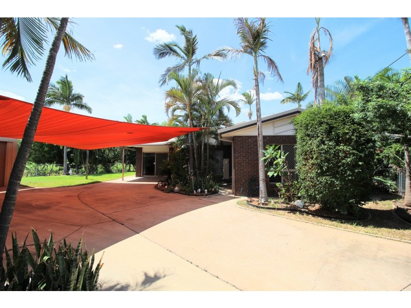 5 Stolz Place, Emerald QLD 4720