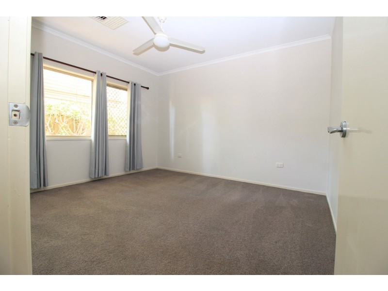 5 Stolz Place, Emerald QLD 4720