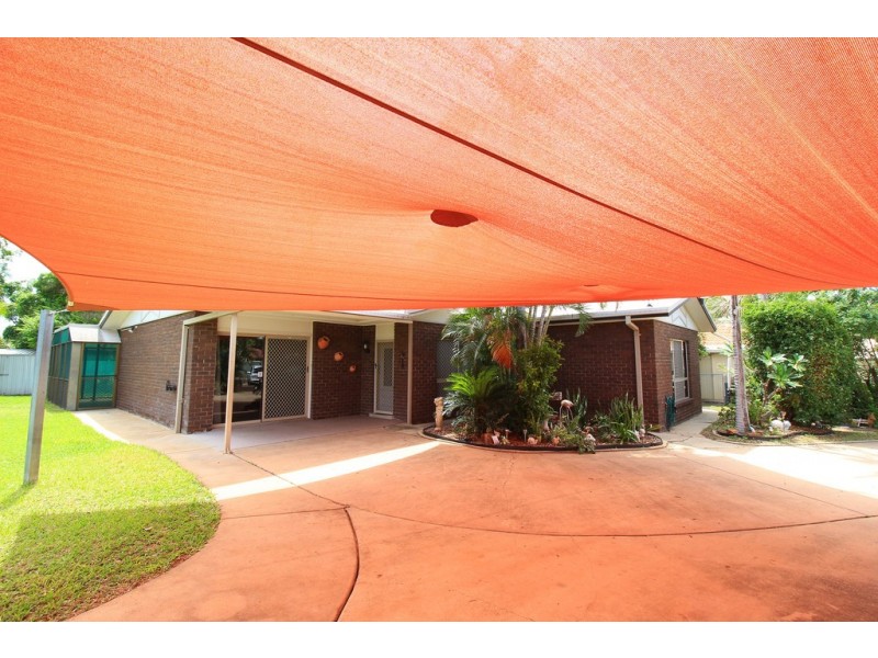 5 Stolz Place, Emerald QLD 4720