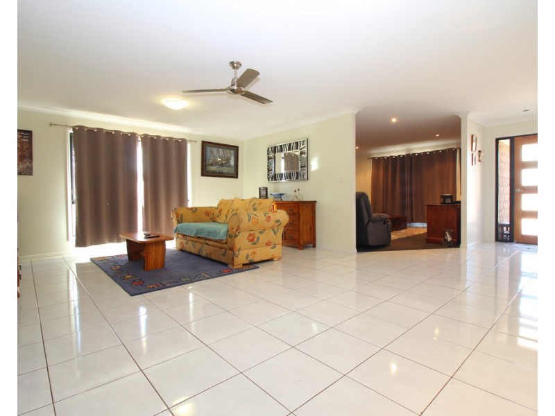 6 Wright Street, Emerald QLD 4720