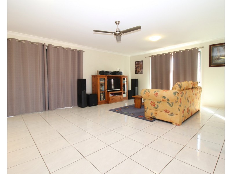 6 Wright Street, Emerald QLD 4720