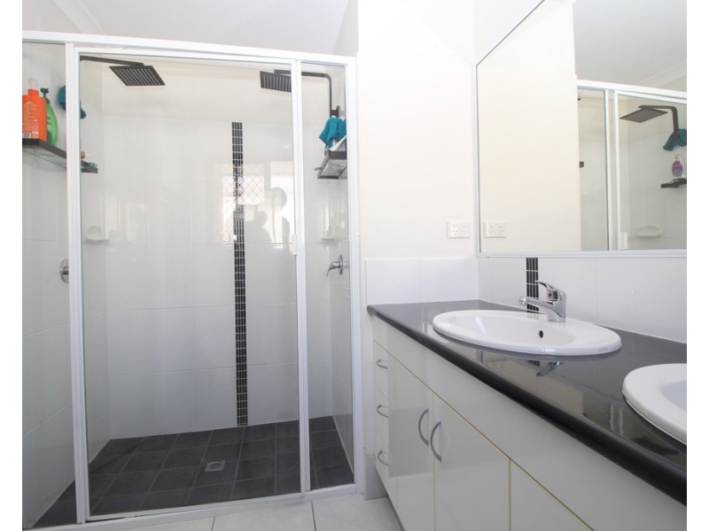 6 Wright Street, Emerald QLD 4720