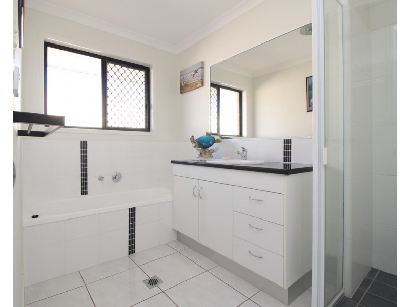 6 Wright Street, Emerald QLD 4720