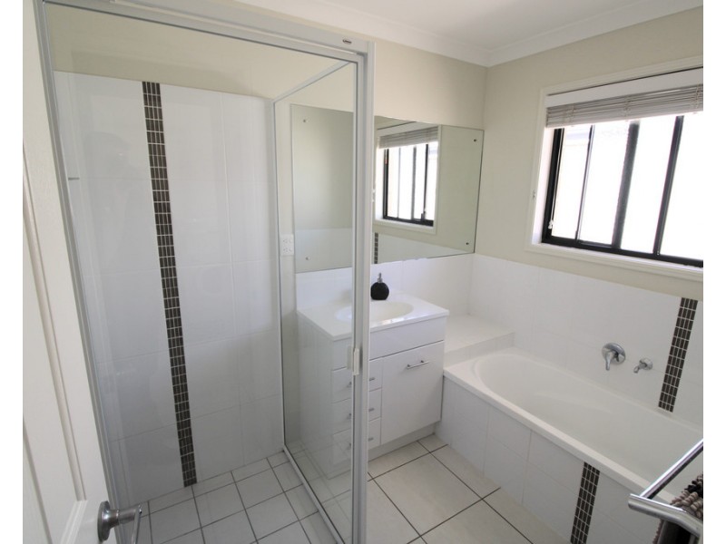 4 Wright Street, Emerald QLD 4720