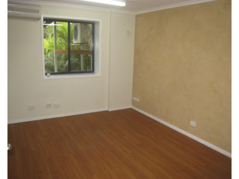 8 Cotton View Road, Emerald QLD 4720