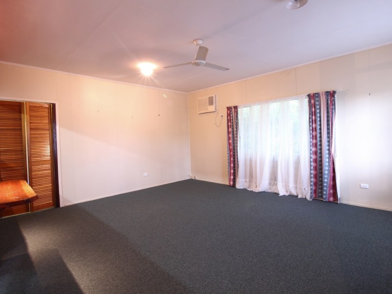 109 Harris Street, Emerald QLD 4720