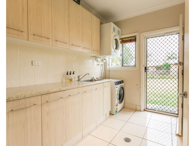5 Peppertree Lane, Emerald QLD 4720