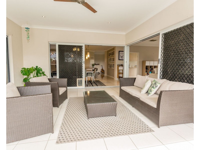 5 Peppertree Lane, Emerald QLD 4720