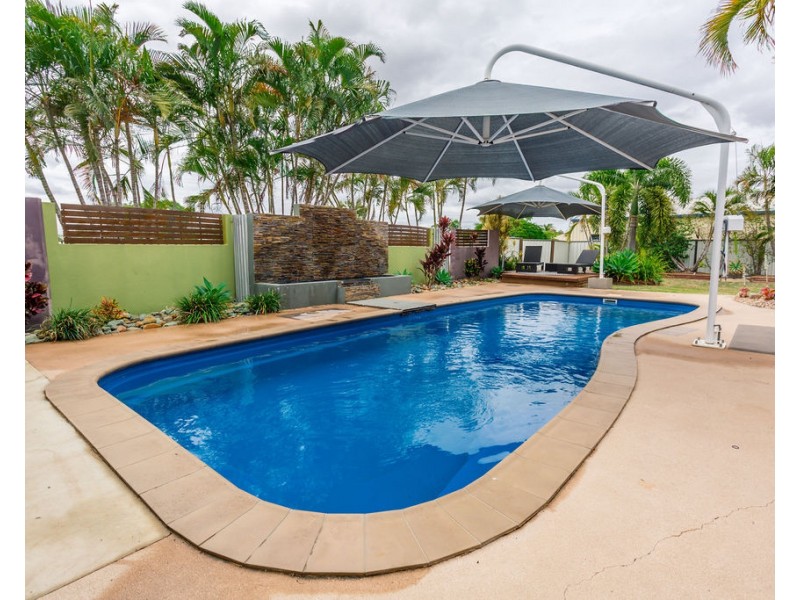 5 Peppertree Lane, Emerald QLD 4720