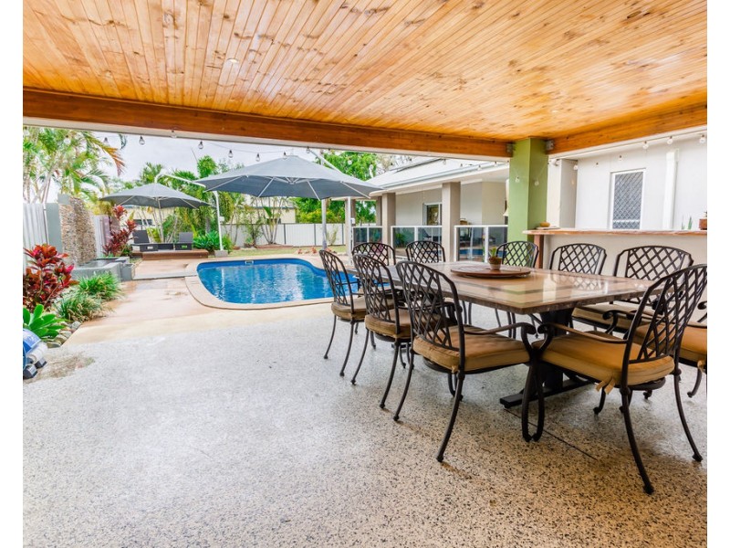 5 Peppertree Lane, Emerald QLD 4720