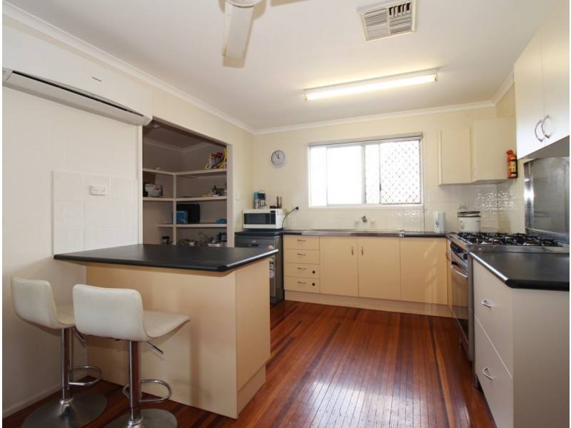 19 Campbell Street, Emerald QLD 4720