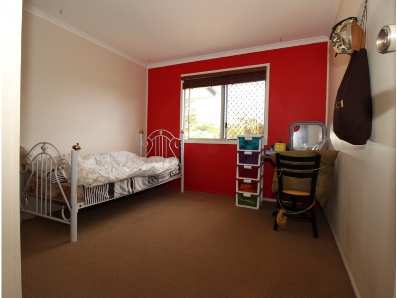 19 Campbell Street, Emerald QLD 4720
