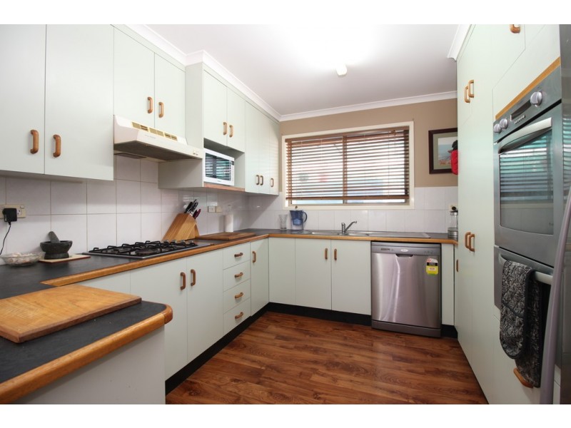 3 Hass Place, Emerald QLD 4720