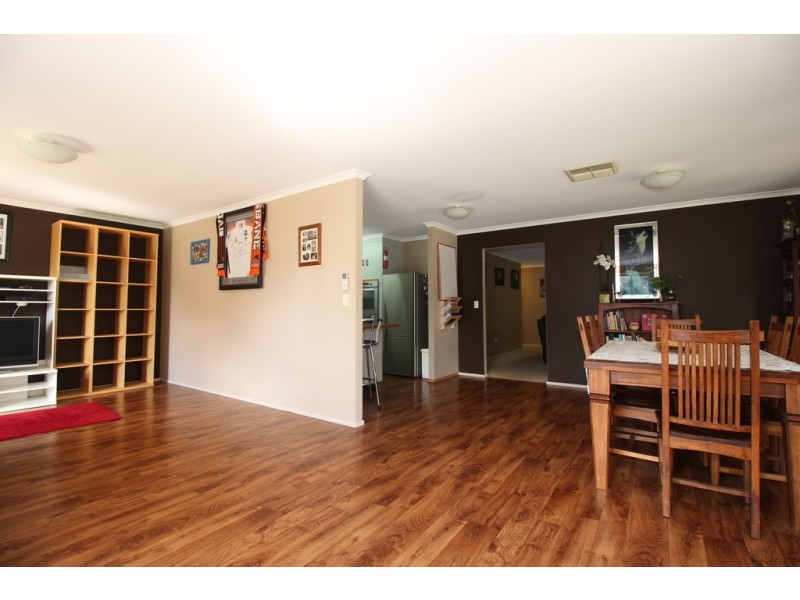 3 Hass Place, Emerald QLD 4720