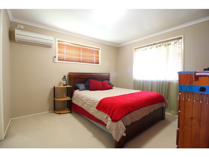 3 Hass Place, Emerald QLD 4720