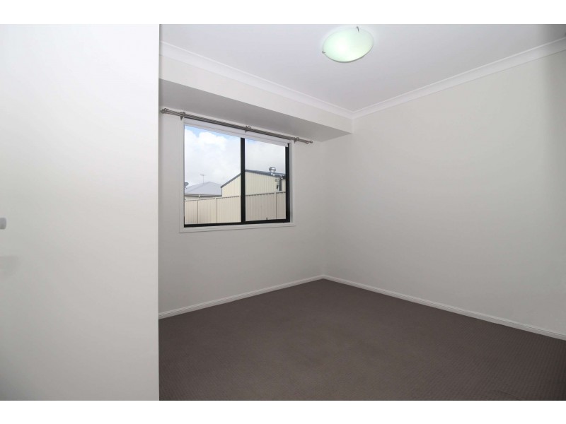 6 Mount Macarthur Boulevard, Capella QLD 4723