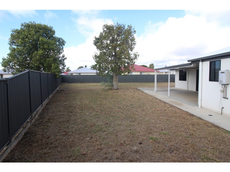 6 Mount Macarthur Boulevard, Capella QLD 4723