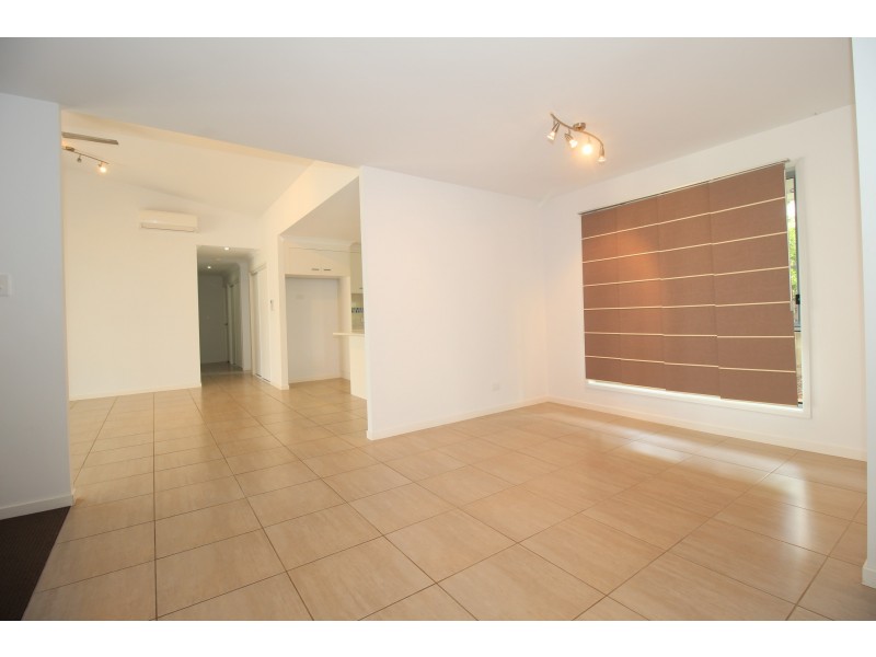 65 Lakeside Drive, Emerald QLD 4720