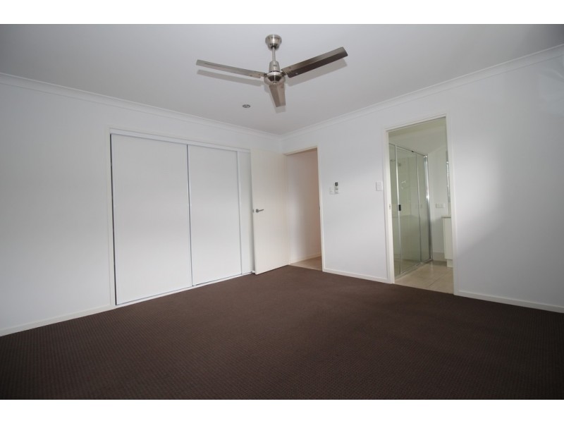 65 Lakeside Drive, Emerald QLD 4720