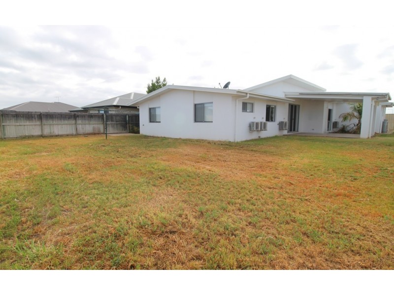 65 Lakeside Drive, Emerald QLD 4720