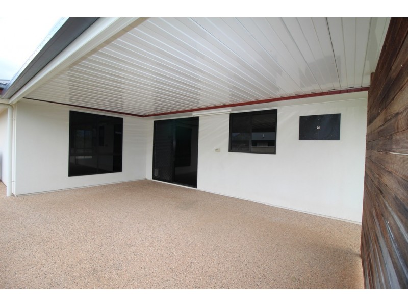 26 Lakeside Drive, Emerald QLD 4720