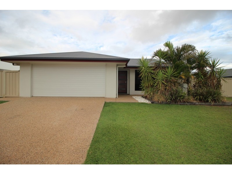 26 Lakeside Drive, Emerald QLD 4720