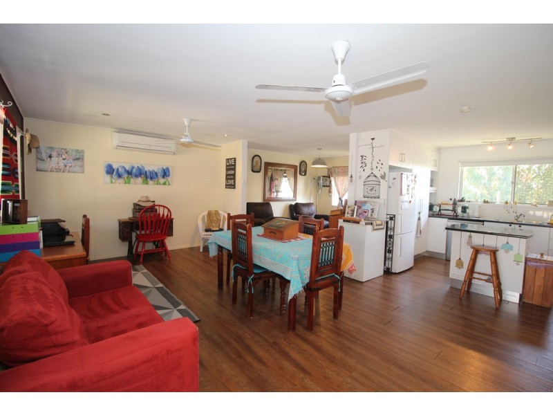 9 Huntley Street, Capella QLD 4723