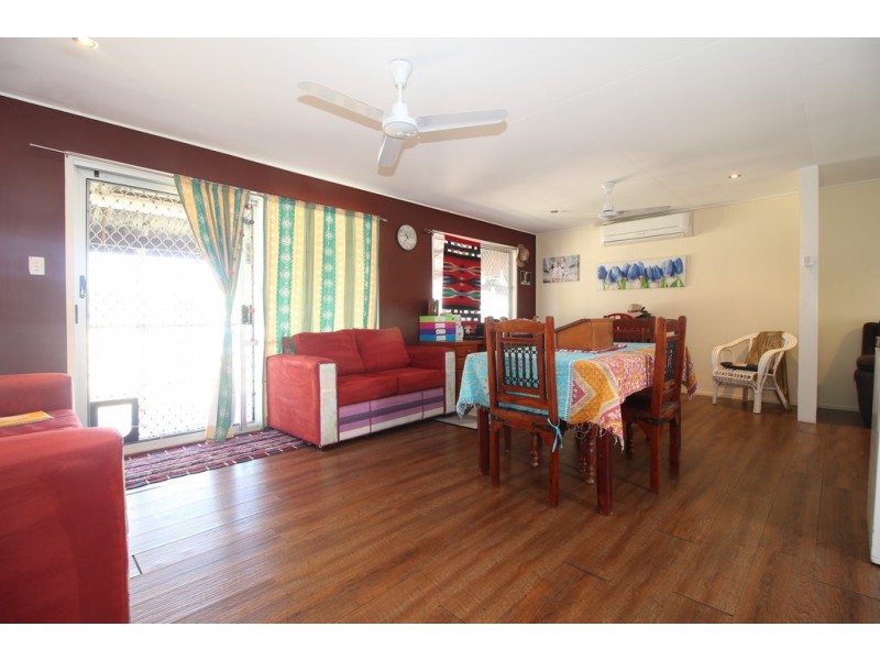 9 Huntley Street, Capella QLD 4723