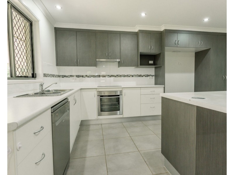 6 Parkway Street, Emerald QLD 4720