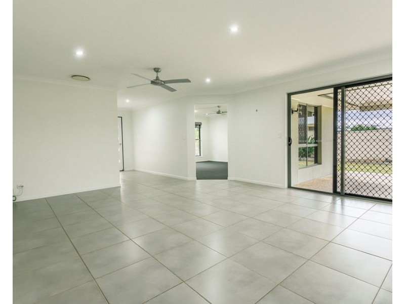 6 Parkway Street, Emerald QLD 4720