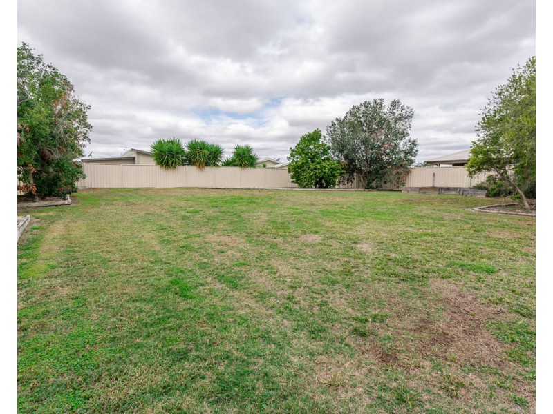 6 Parkway Street, Emerald QLD 4720