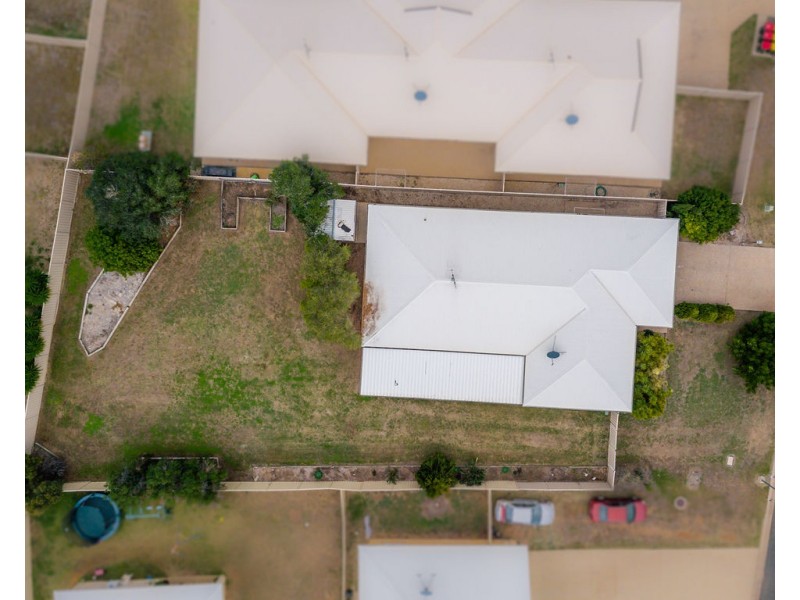 6 Parkway Street, Emerald QLD 4720