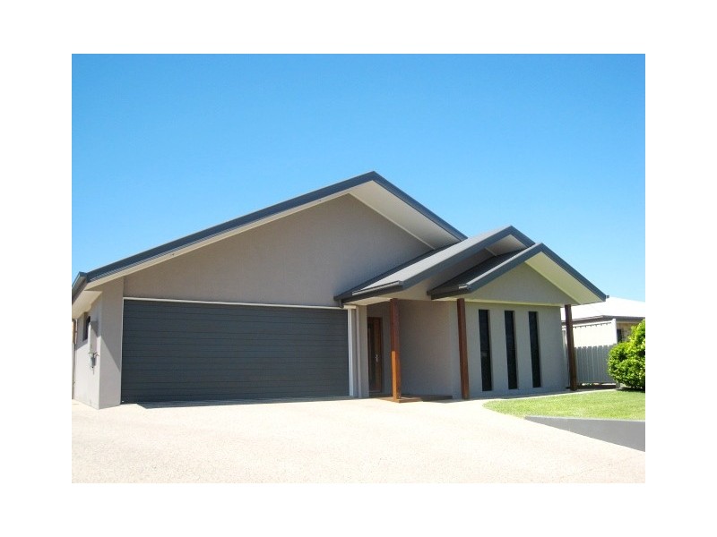 5A Morgan Place, Emerald QLD 4720