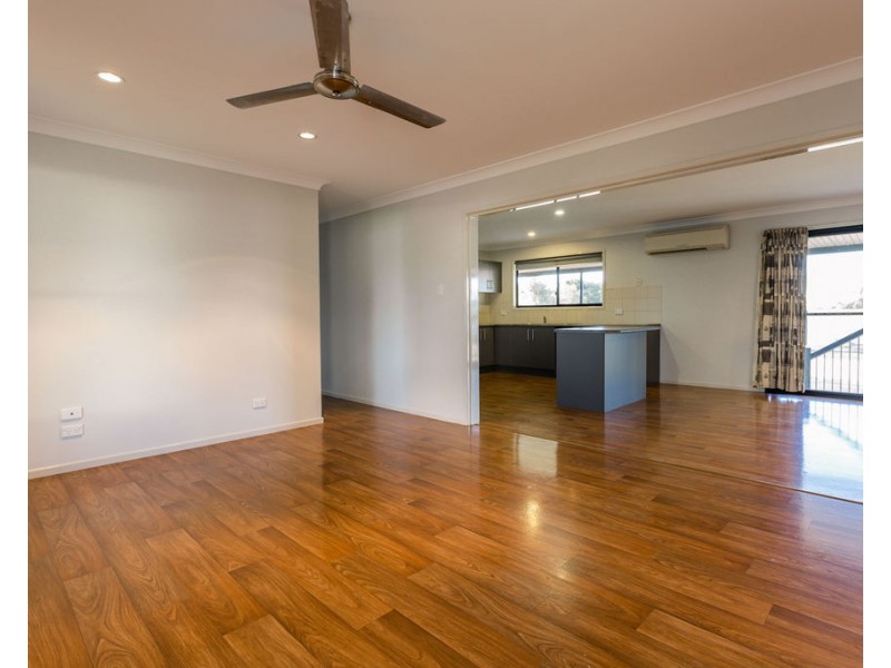 6 Fig Tree Court, Emerald QLD 4720