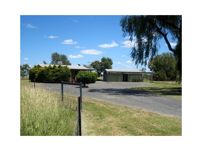 55 Slack Drive, Emerald QLD 4720