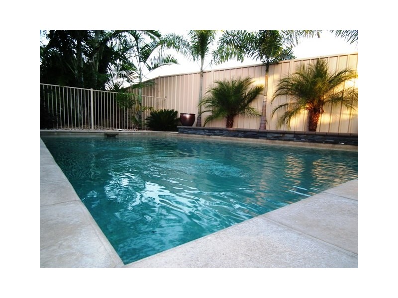 6 Krista Court, Burrum Heads QLD 4659