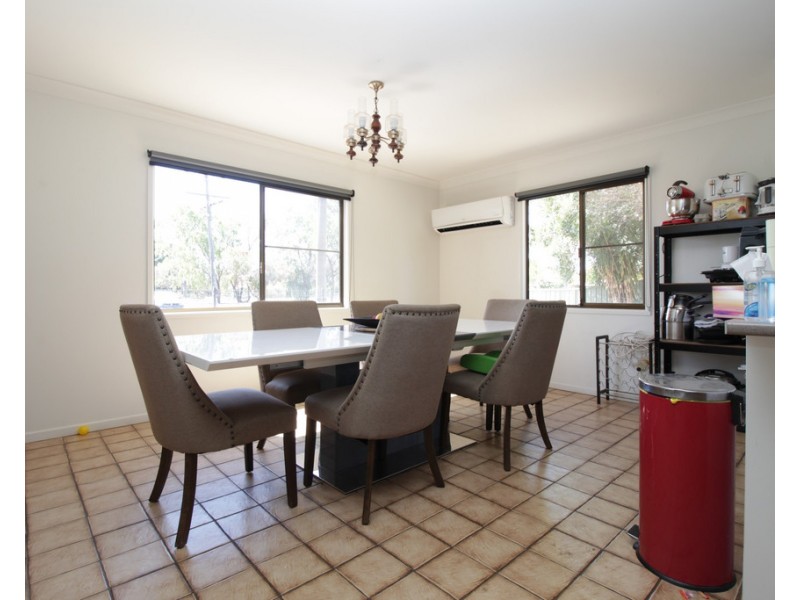 35 Baker Street, Emerald QLD 4720