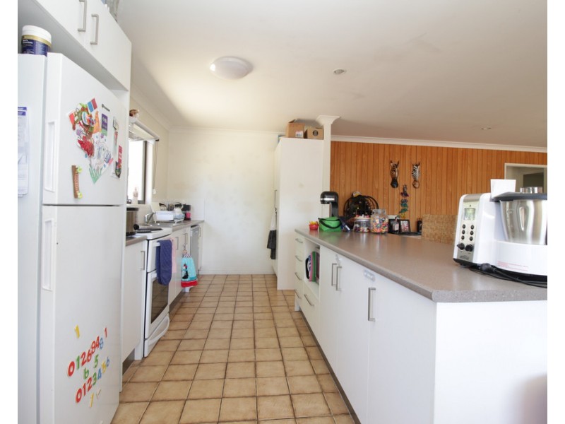 35 Baker Street, Emerald QLD 4720