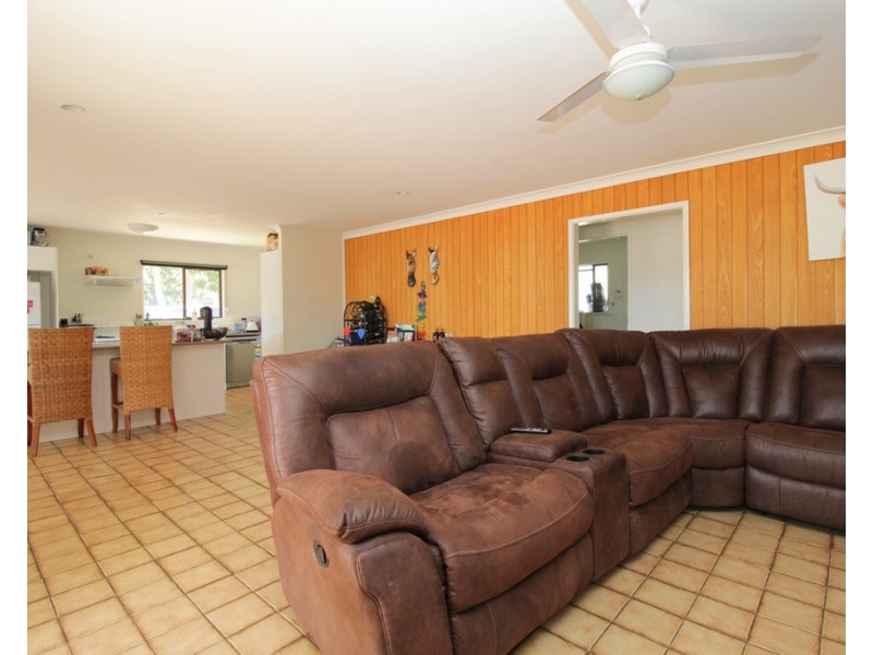35 Baker Street, Emerald QLD 4720